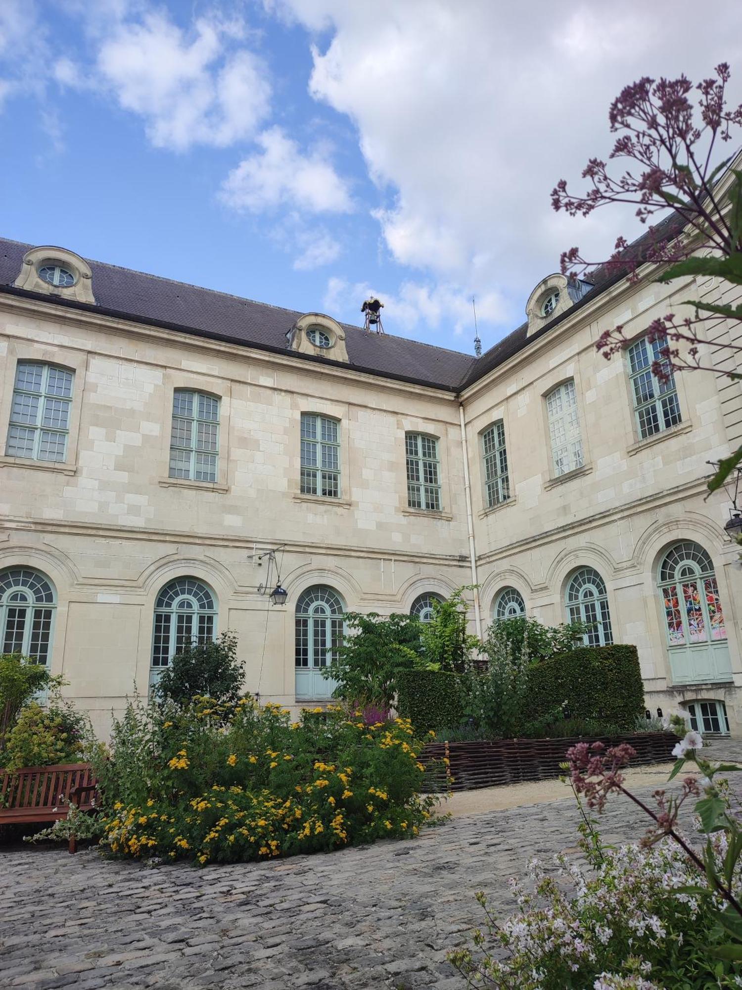 Appartement Cosy Tout Confort Troyes Exterior foto