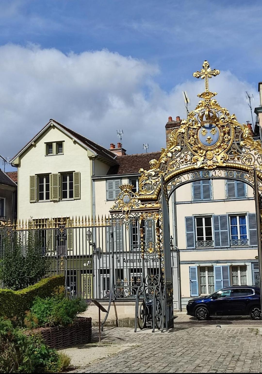 Appartement Cosy Tout Confort Troyes Exterior foto